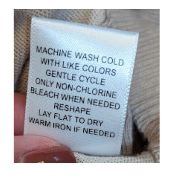 Letty & Me Button-Side Sweater – Size XL (NWT) - Picture 10 of 12